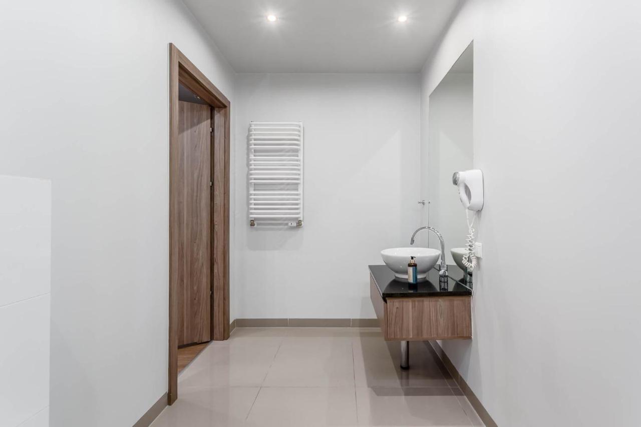 Rent Like Home - Oxygen Wronia 45 II Varsóvia Exterior foto
